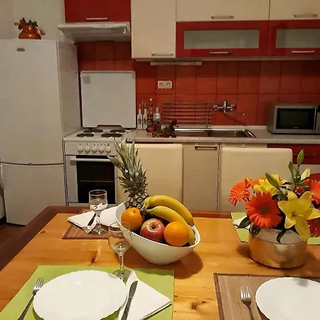 Hotspot Apartment Split